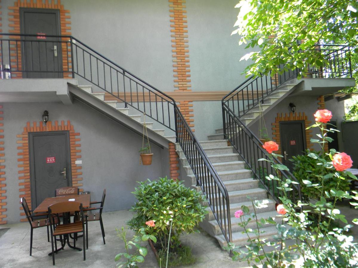 Hotel Beni Achalciche Exteriér fotografie