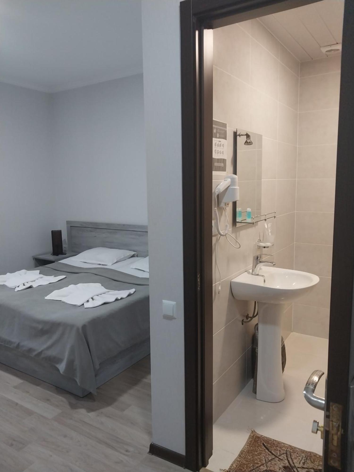 Hotel Beni Achalciche Exteriér fotografie