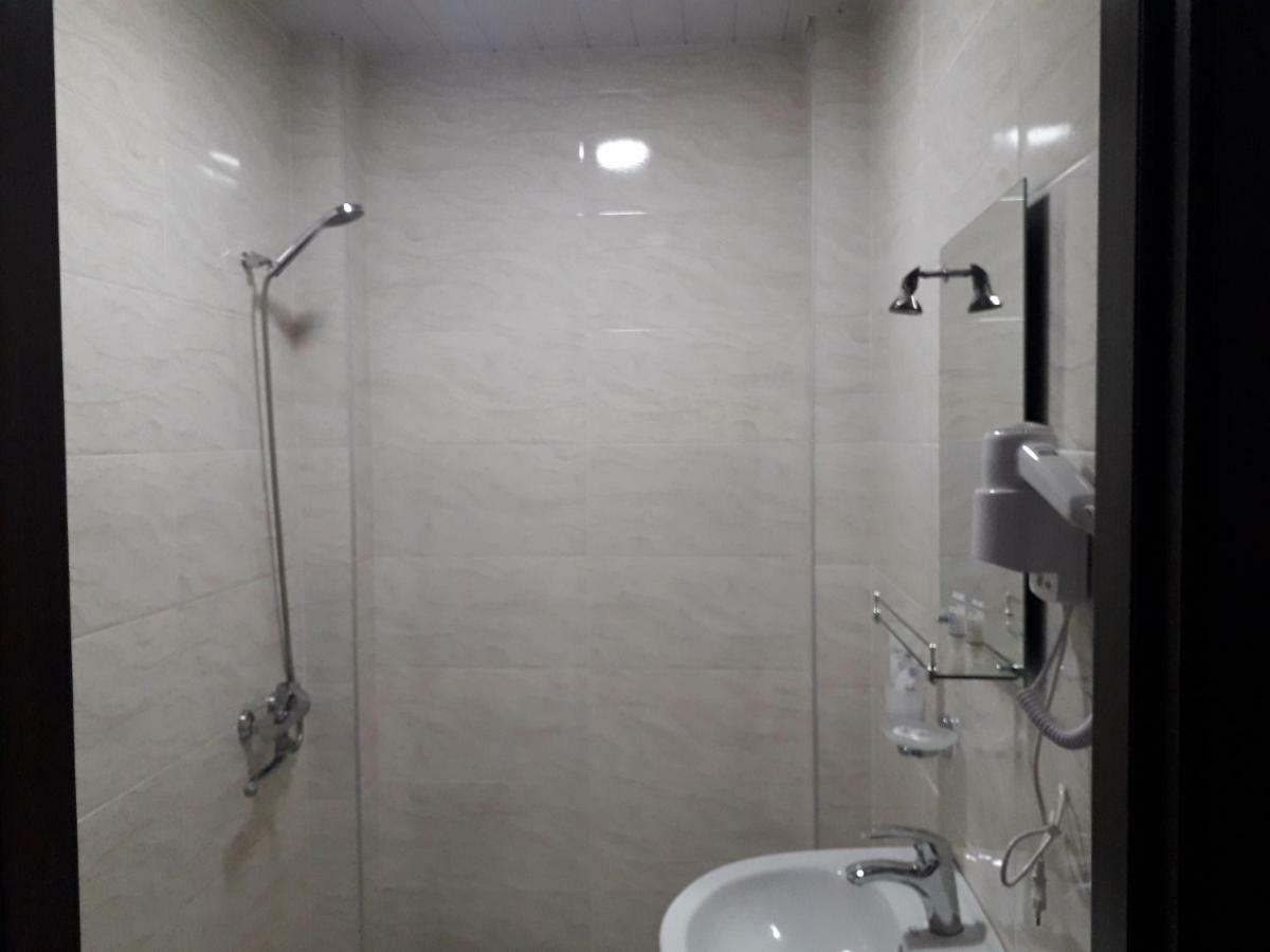 Hotel Beni Achalciche Exteriér fotografie