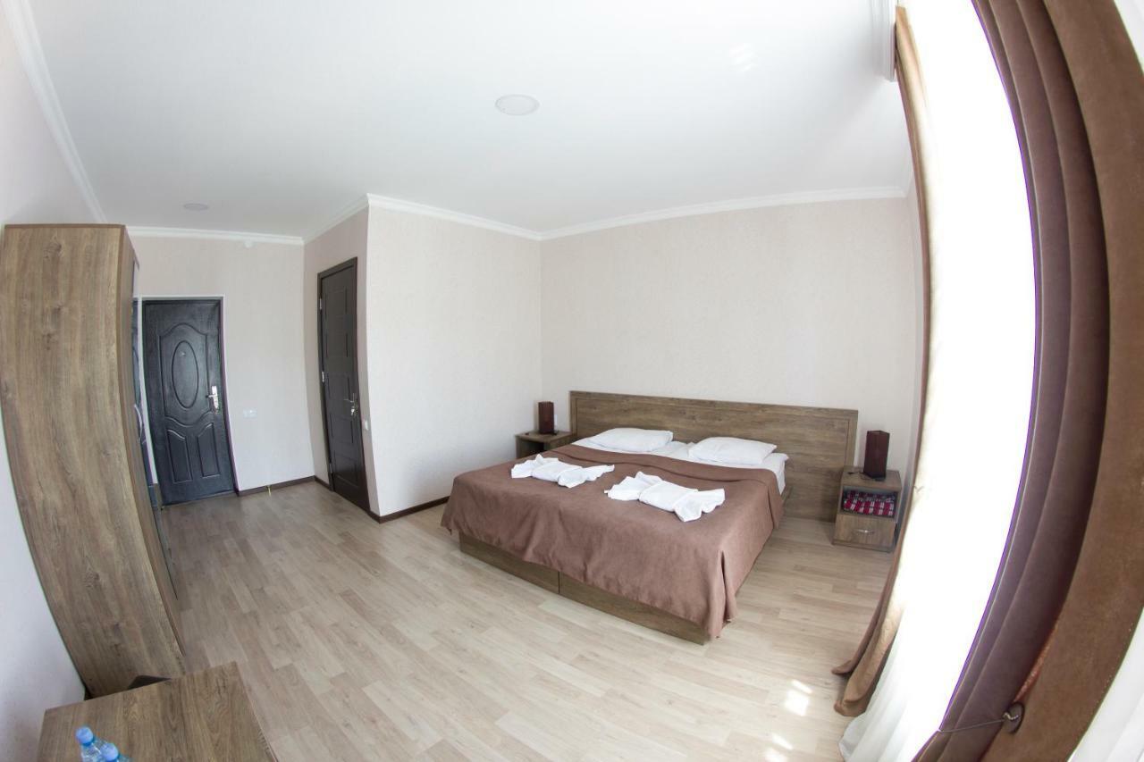 Hotel Beni Achalciche Exteriér fotografie